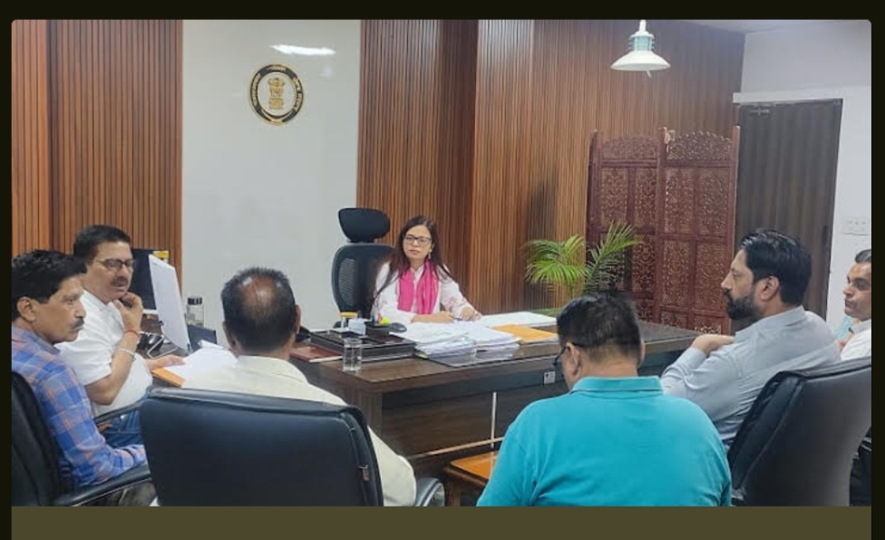 Commissioner Municipal Corporation held a meeting with five councilors with pilot project